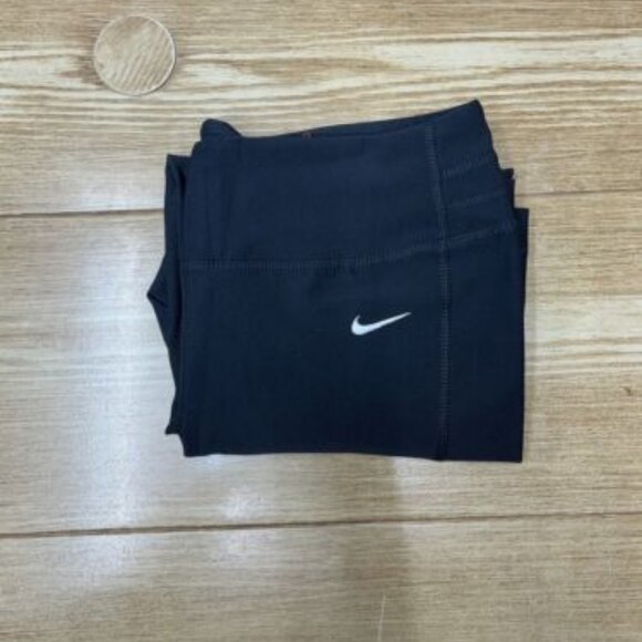 Nike Dri-FIT Capri Pants Womens Gym Training Sweatpants - Picture 5 of 15